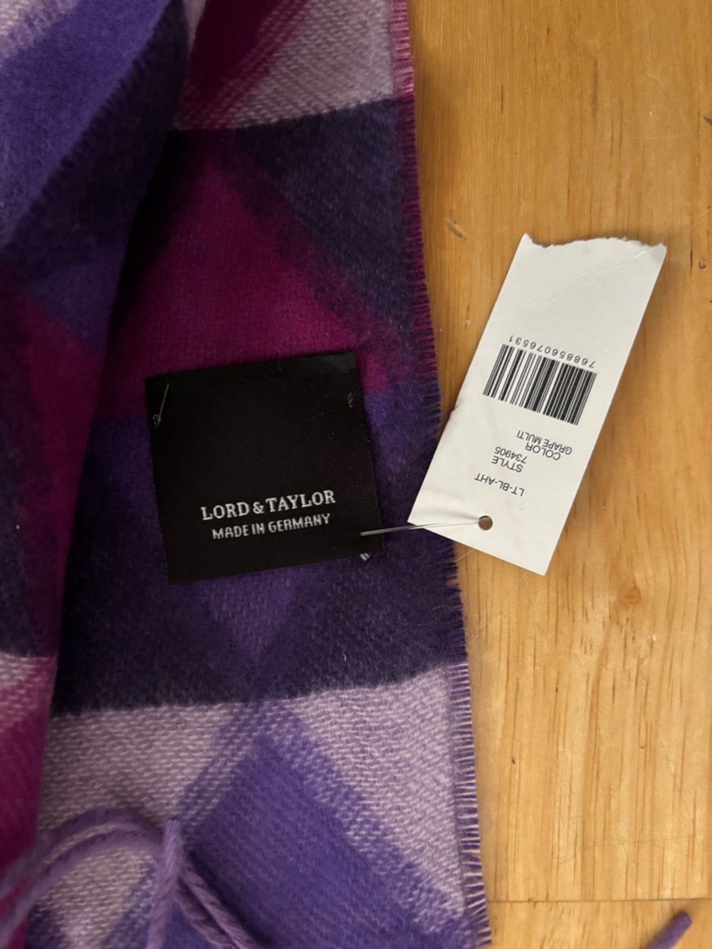 Diamond Pattern Purple & Magenta Scarf - Picture 2 of 4